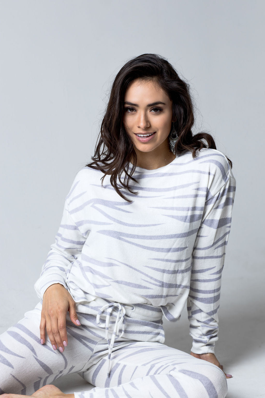 Women's Lounge Set (2pcs Pullover+ Pant) image 11